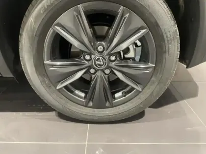 Photo 8 Lexus UX  300h Pack MY26