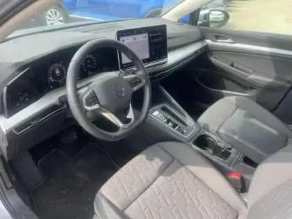 Photo 6 Volkswagen Golf  1.5 eTSI EVO2 116ch VW Edition DSG7