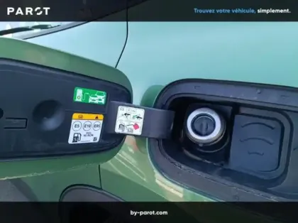 Photo 27 Ford Kuga 2.5 Duratec 180ch Hybrid FlexiFuel Titanium Business Powershift
