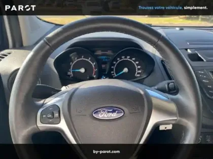 Photo 6 Ford Transit Courier Fourgonnette 1.0E 100ch Stop&Start Trend