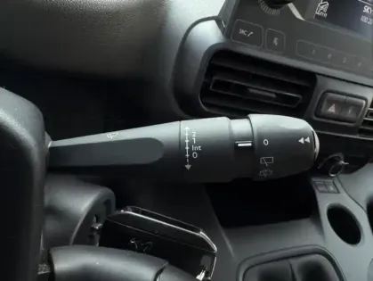 Photo 14 Peugeot Rifter PureTech 110 S&S Active