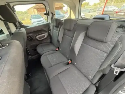 Photo 19 Peugeot Rifter PureTech 110 S&S Active