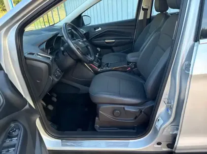 Photo 9 Ford Kuga 1.5 TDCi 120ch Stop&Start Titanium 4x2 Euro6.2