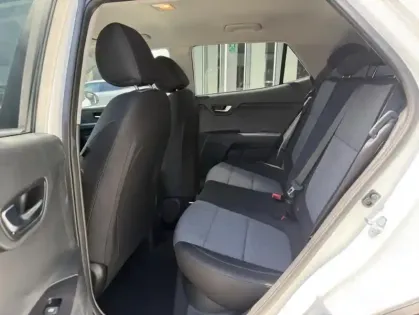 Photo 6 Kia Stonic 1.0 T-GDi 100 ch DCT7 Active 5P