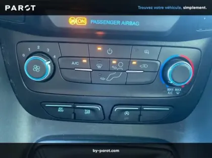 Photo 24 Ford Transit Connect Fourgonnette L2 1.0E 100ch E85 Trend