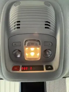 Photo 31 Citroën C3 Aircross PureTech 110 S&S BVM6 Shine