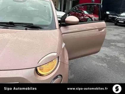 Photo 35 Fiat 500  e 118 ch