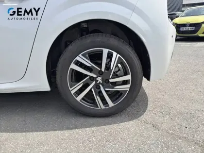 Photo 10 Peugeot 208  PureTech 100 S&S BVM6