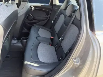 Photo 14 Mini Mini Hatch 5 Portes Cooper 136 ch BVA7