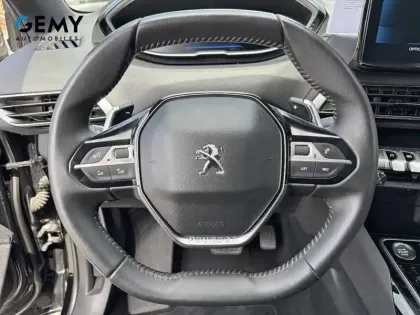 Photo 12 Peugeot 5008  Hybrid 136 e-DCS6