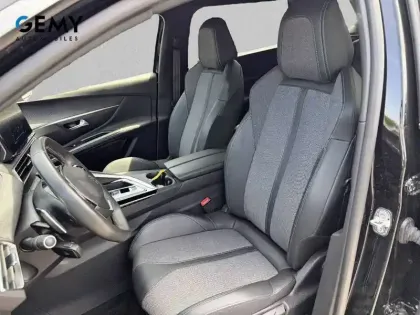 Photo 8 Peugeot 5008  Hybrid 136 e-DCS6