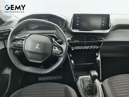 Photo 28 Peugeot 208  PureTech 100 S&S BVM6