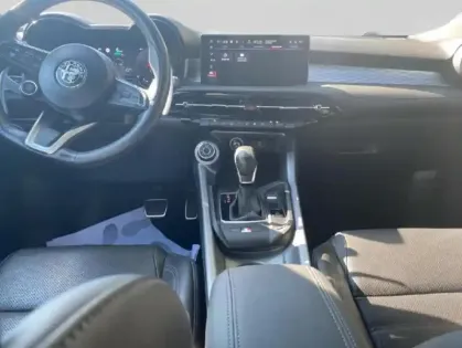 Photo 22 Alfa Romeo Tonale  1.5 Hybrid 130ch Edizione Speciale TCT