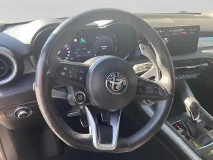 Photo 26 Alfa Romeo Tonale  1.5 Hybrid 130ch Edizione Speciale TCT