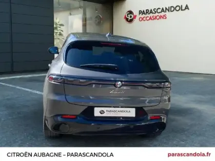 Photo 19 Alfa Romeo Tonale  1.5 Hybrid 130ch Edizione Speciale TCT