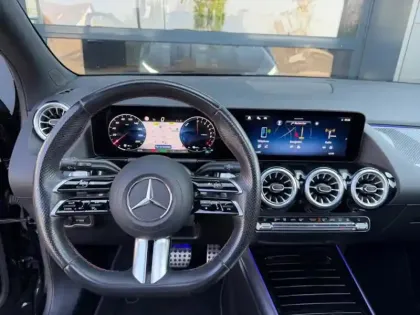 Photo 35 Mercedes GLA 250 e AMG Line