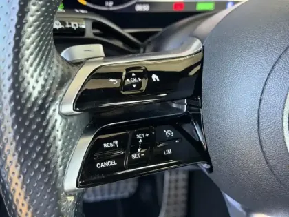 Photo 42 Mercedes GLC  400 e 4MATIC AMG Line