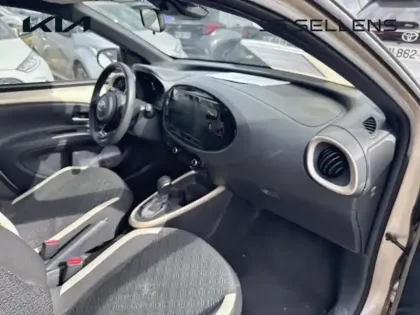 Photo 10 Toyota Aygo X  1.0 VVT-i 72ch Design S-CVT