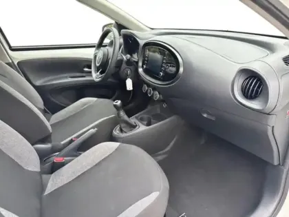 Photo 10 Toyota Aygo X  1.0 VVT-i 72ch Dynamic
