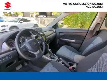 Photo 11 Suzuki Vitara  1.5 Dualjet Hybrid 115ch Privilège Auto