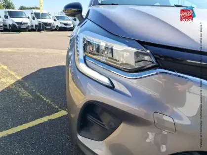 Photo 12 Renault Captur  1.6 E-Tech hybride 145ch Business -21
