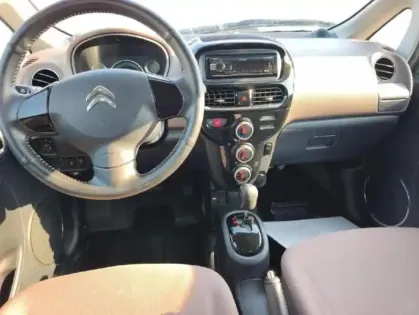 Photo 7 Citroën C-Zéro  Confort