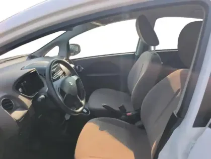 Photo 8 Citroën C-Zéro  Confort