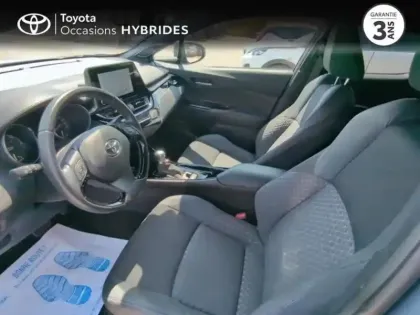 Photo 10 Toyota C-HR  1.8 122ch Design E-CVT
