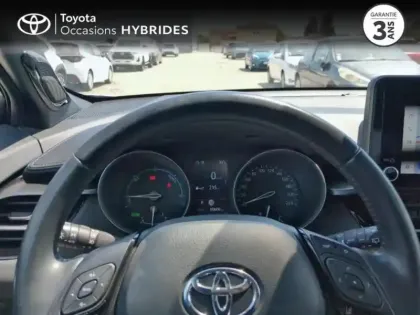 Photo 12 Toyota C-HR  1.8 122ch Design E-CVT