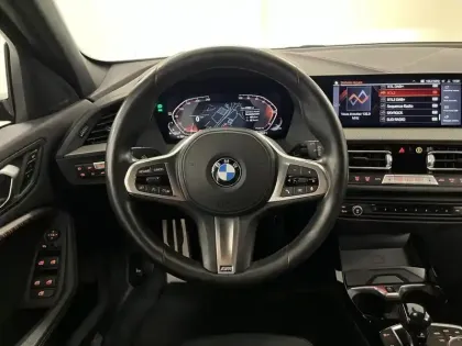 Photo 10 BMW Serie 1 Série 1 120iA 178ch M Sport DKG7