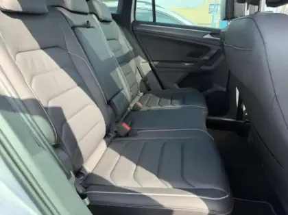 Photo 6 Volkswagen Tiguan  1.4 eHybrid 245ch R-Line Exclusive DSG6