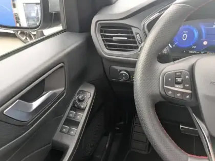 Photo 12 Ford Kuga  2.5 Duratec 190ch FHEV E85 ST-Line BVA