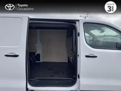 Photo 6 Toyota Proace  Medium 1.5 D-4D 120 Business MY20