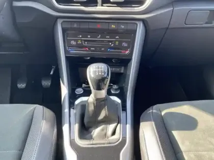 Photo 13 Volkswagen T-roc  1.5 TSI EVO 150ch Style