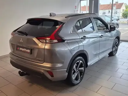 Photo 19 Mitsubishi Eclipse  Cross 2.4 MIVEC PHEV 188ch Instyle 4WD
