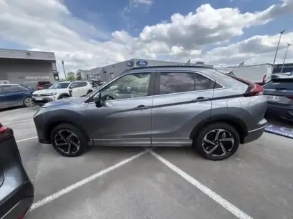 Photo 7 Mitsubishi Eclipse  Cross 2.4 MIVEC PHEV 188ch Instyle 4WD