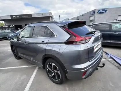 Photo 6 Mitsubishi Eclipse  Cross 2.4 MIVEC PHEV 188ch Instyle 4WD
