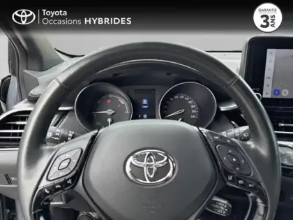 Photo 12 Toyota C-HR  1.8 Hybride 122ch Collection E-CVT