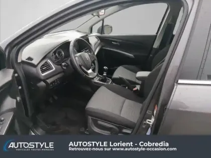 Photo 12 Suzuki S-cross  1.4 Boosterjet Hybrid 129ch Privilège