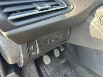 Photo 9 Peugeot 308  1.5 BlueHDi 130ch S&S Allure Pack