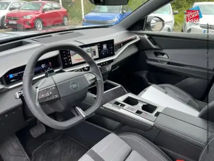 Photo 14 Opel Grandland  1.2 Turbo Hybrid 145ch Ultimate e-DCT6