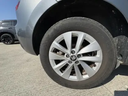 Photo 11 Skoda Kamiq  1.0 TSI Evo 2 116ch Selection