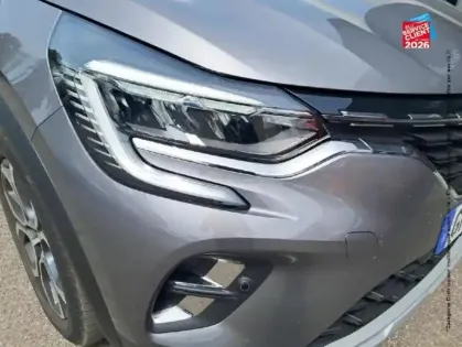 Photo 12 Renault Captur  1.6 E-Tech hybride 145ch Techno Fast Track