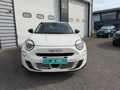 Photo 7 Fiat 600  1.2 Hybrid Turbo 145ch La Prima eDCT6