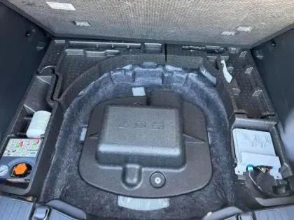 Photo 9 Ford Kuga  2.5 Duratec 180ch Hybrid FlexiFuel Sound Edition Powershift