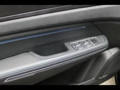 Photo 10 Lynk&co 01  1.5 PHEV 261ch DCTH 7