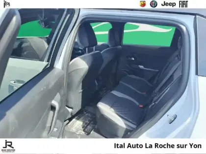 Photo 9 Jeep Compass  1.2 Turbo T3 145ch e-Hybrid First Edition BVR6
