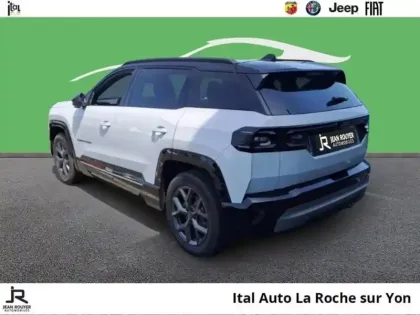 Photo 6 Jeep Compass  1.2 Turbo T3 145ch e-Hybrid First Edition BVR6