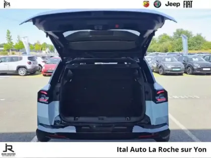 Photo 5 Jeep Compass  1.2 Turbo T3 145ch e-Hybrid First Edition BVR6