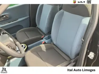 Photo 8 Fiat Panda Grande  1.2 Hybrid Turbo 110ch Icône eDCT6
